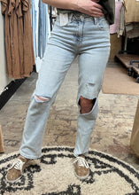Load image into Gallery viewer, Ryder Risen Jeans