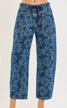 Load image into Gallery viewer, Flora Barrel Jeans