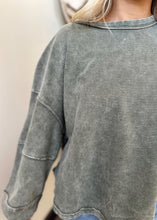 Load image into Gallery viewer, Cordelia Pullover