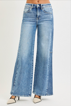 Load image into Gallery viewer, Dorian Risen Jeans
