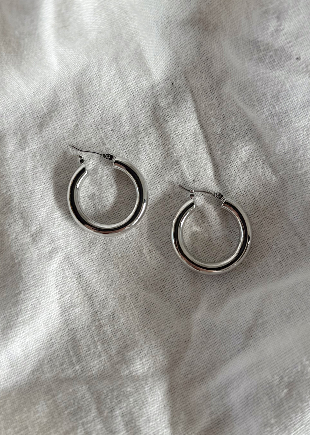 Eleni Earrings [Silver]