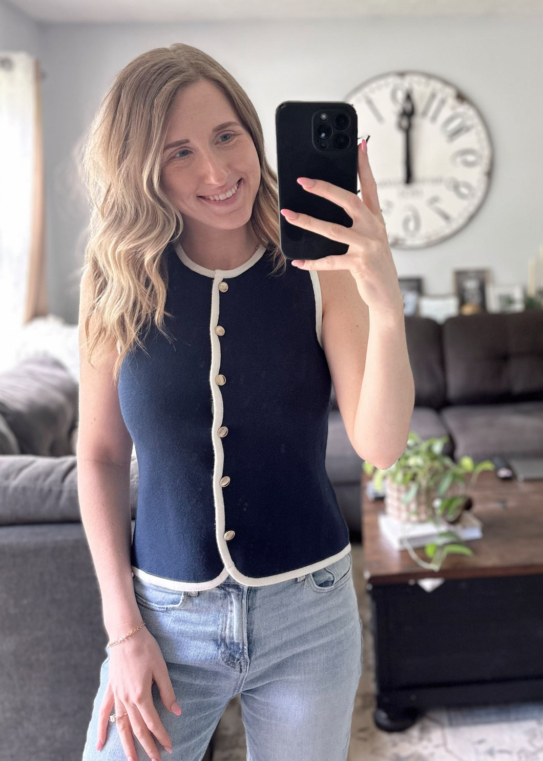 Maria Vest