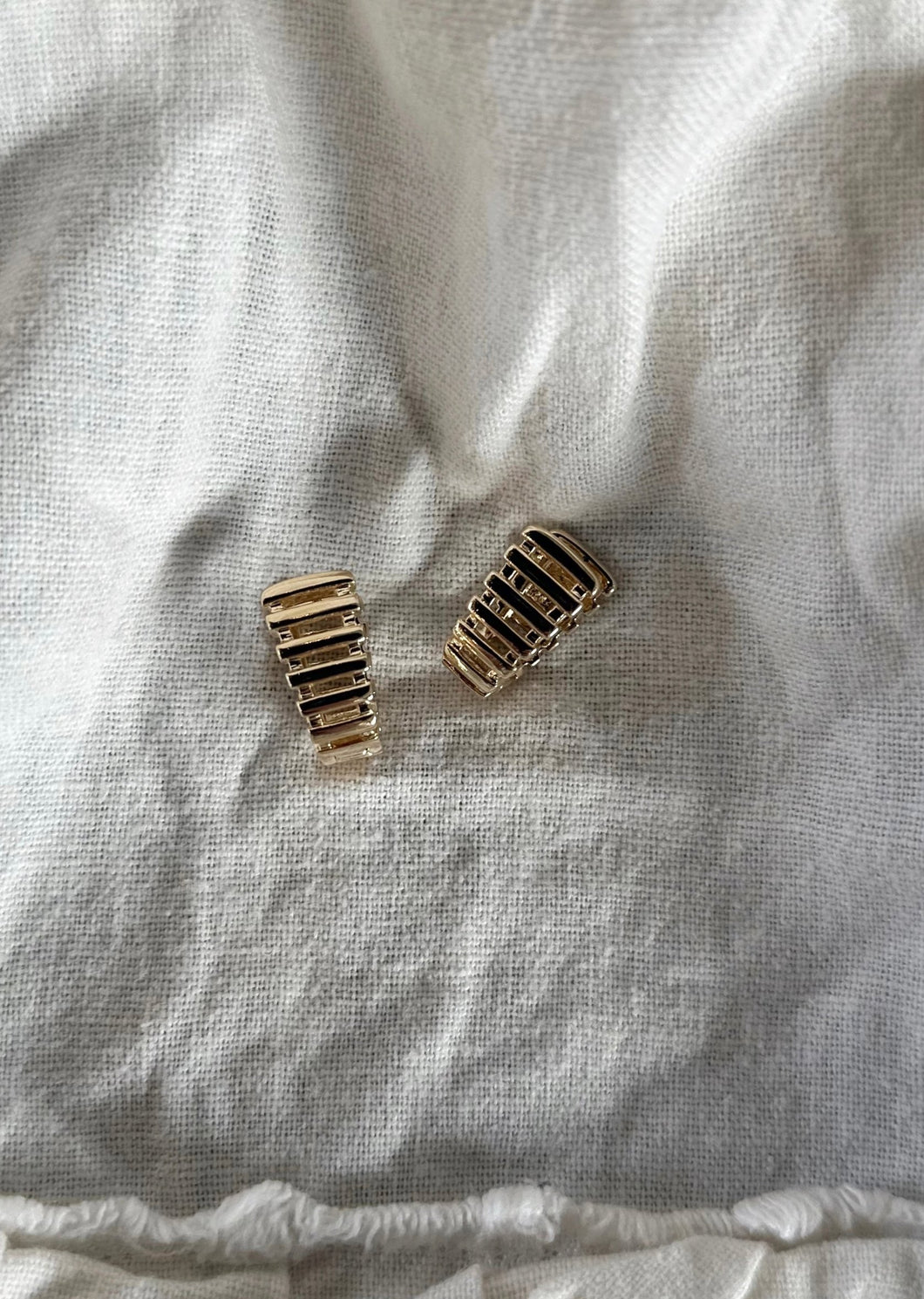 Kemper Earrings [Gold]